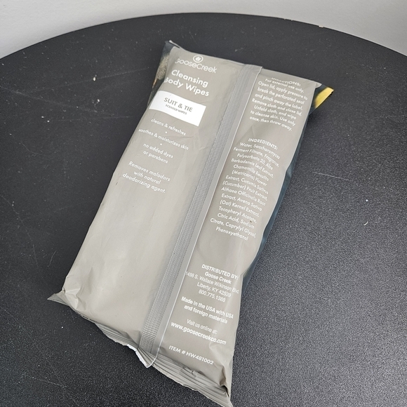Goose Creek Suit & Tie Cleansing Body Wipes 48 Count - Picture 4 of 6